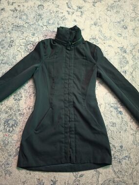 Lululemon Slim-Fit Women's Dark Green Long Jacket